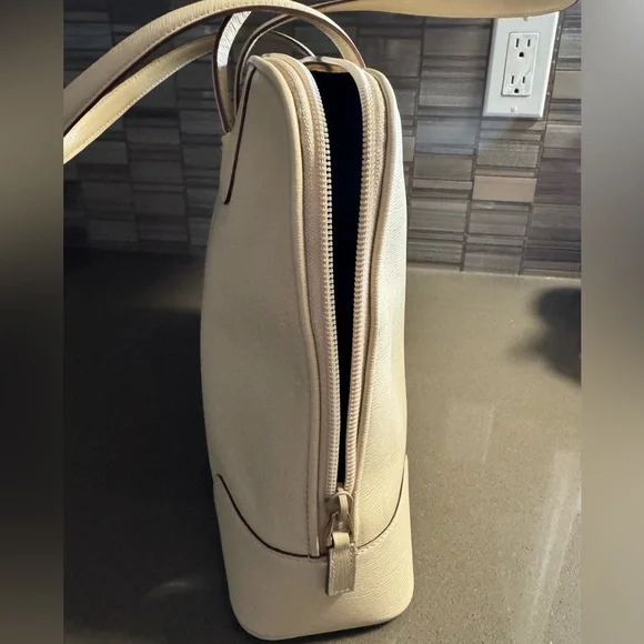 Gucci Vintage Leather Tote Bag Beige - Picture 4 of 12